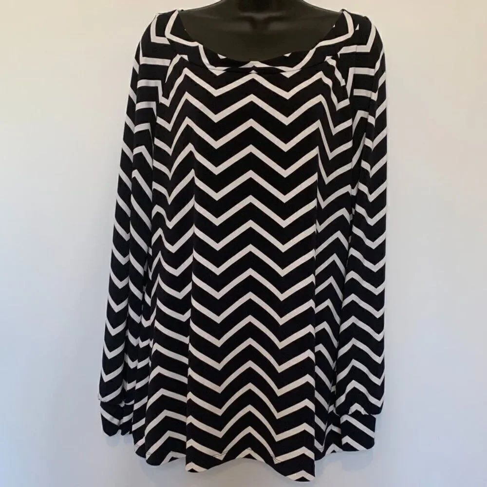 Kenar Scoop Neck Long Sleeve Blouse